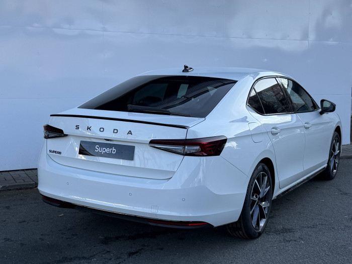 Škoda Superb Sportline 7DSG 2,0TDI / 110kW na operativní leasing