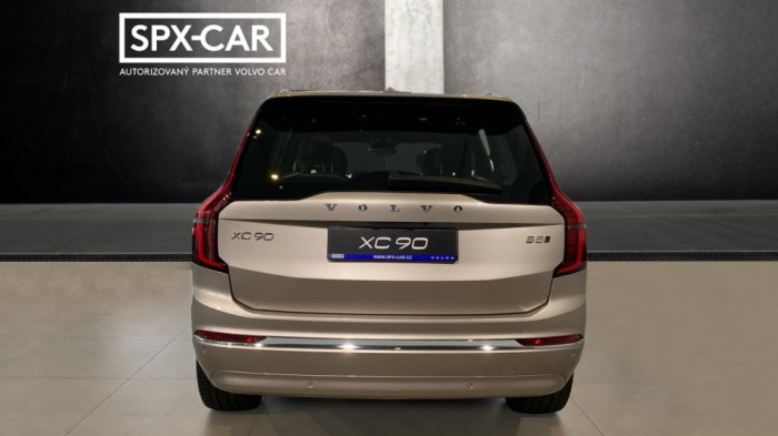 Volvo XC90 PLUS BRIGHT, B5 AWD, 184+10 kW / 250+14 HP na operativní leasing