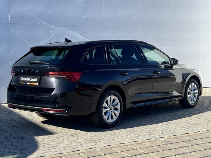 Škoda Octavia Combi Combi Classic 6MP 1,5TSI / 85kW na operativní leasing