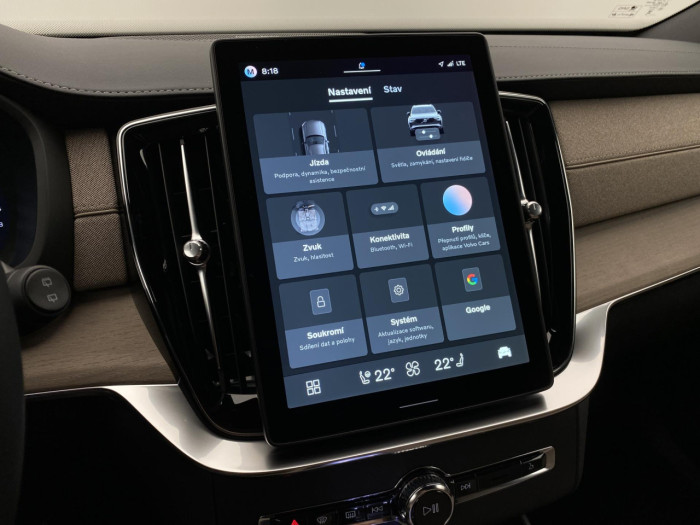 Volvo XC90 B5 AWD AUT DARK PLUS na operativní leasing