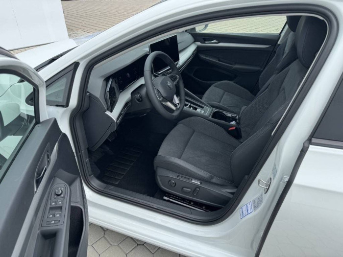 Volkswagen Golf People 7DSG 1,5eTSi / 85kW na operativní leasing