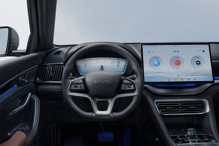 BYD SEAL U DM-i Boost 1,5 / 160kW na operativní leasing