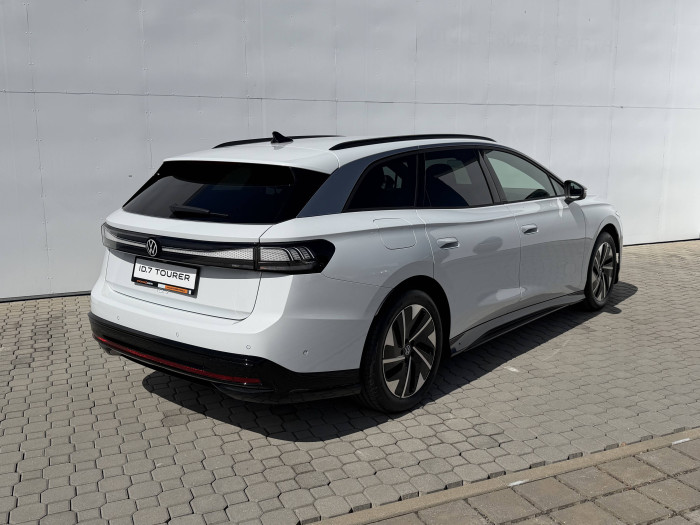 Volkswagen ID.7 Tourer Pro People 77kWh  / 210kW na operativní leasing