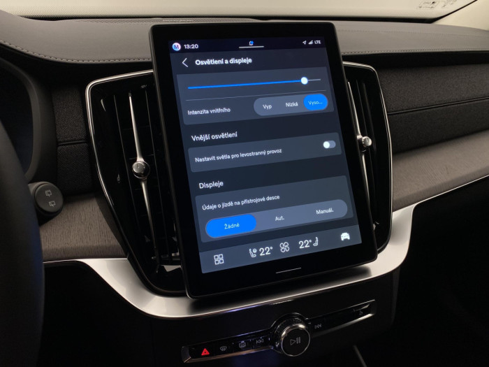 Volvo XC90 B5 AWD AUT BRIGHT PLUS na operativní leasing