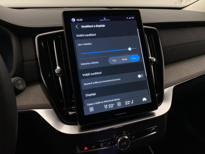 Volvo XC90 B5 AWD AUT BRIGHT PLUS na operativní leasing