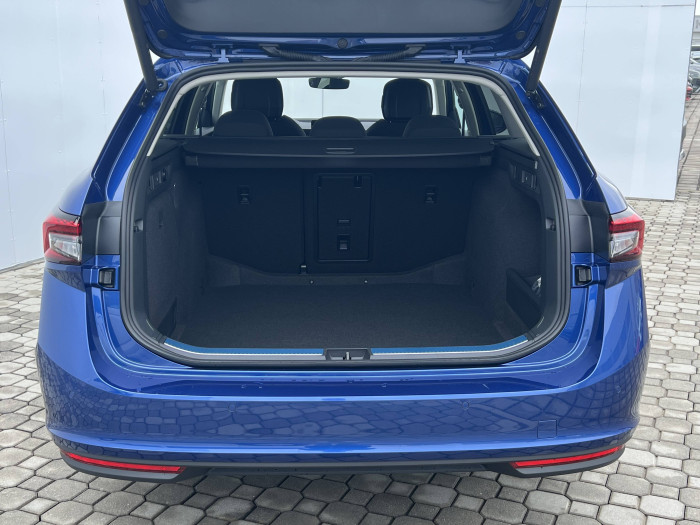 Škoda Superb Combi Selection 7DSG 2,0TDI / 110kW na operativní leasing