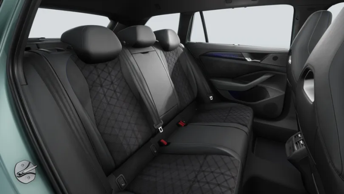 VW Passat kombi 2.0 Tdi 142kw 4x4 Dsg R-Line automat na operativní leasing