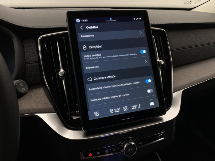 Volvo XC90 B5 AWD AUT BRIGHT PLUS na operativní leasing