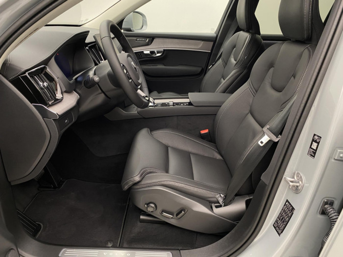 Volvo XC90 B5 AWD AUT BRIGHT PLUS na operativní leasing