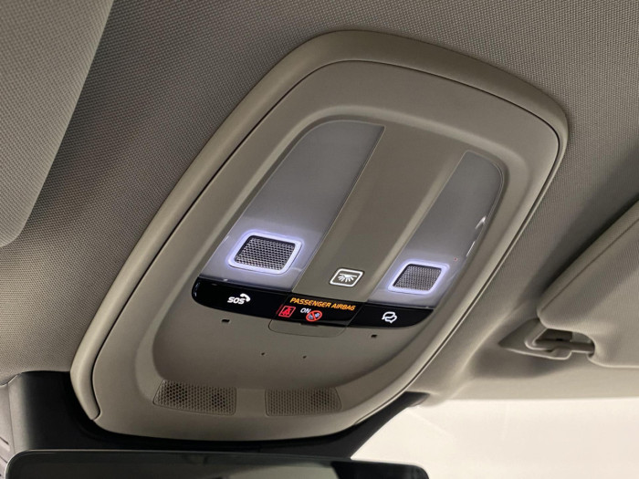 Volvo XC90 B5 AWD AUT BRIGHT PLUS na operativní leasing