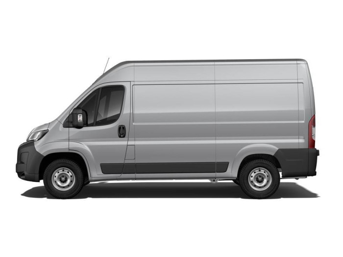 Peugeot Boxer Furgon 3300 L2H2 2,2 BlueHDi MAN6 / 103kW na operativní leasing