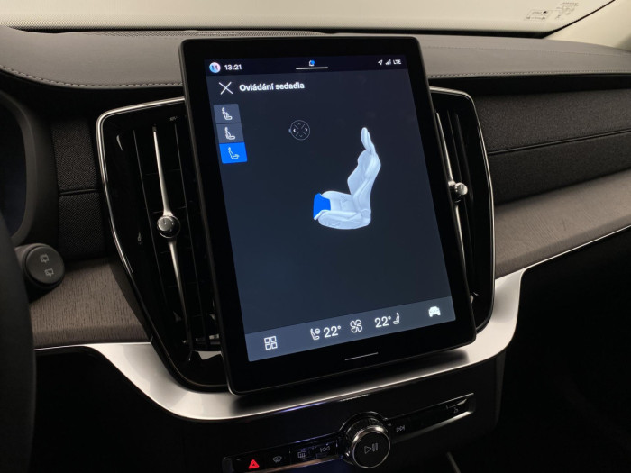 Volvo XC90 B5 AWD AUT BRIGHT PLUS na operativní leasing