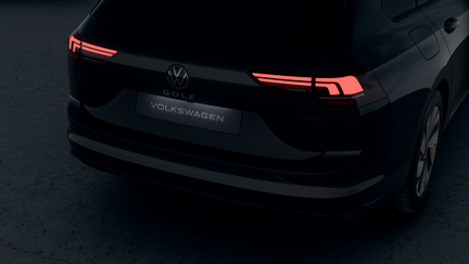 Volkswagen Golf Variant Life 1,5 eTSI 7DSG mHEV na operativní leasing