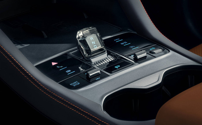 BYD SEAL U DM-i Boost 1,5 / 160kW na operativní leasing