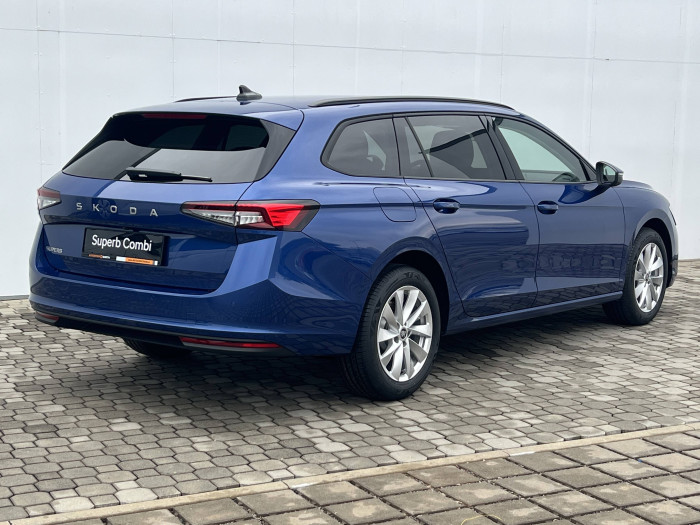 Škoda Superb Combi Selection 7DSG 2,0TDI / 110kW na operativní leasing