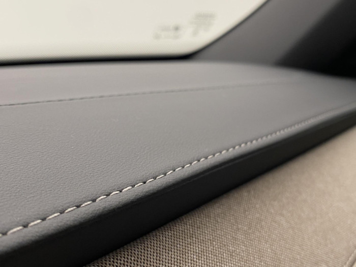 Volvo XC90 B5 AWD AUT DARK PLUS na operativní leasing