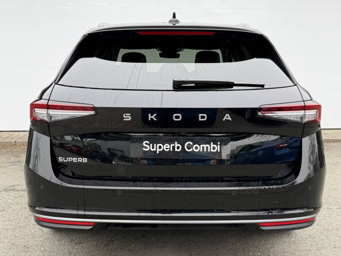 Škoda Superb Combi L&K 7DSG 2,0TDI / 110kW na operativní leasing
