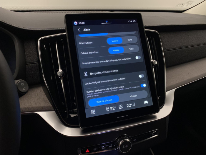 Volvo XC90 B5 AWD AUT BRIGHT PLUS na operativní leasing