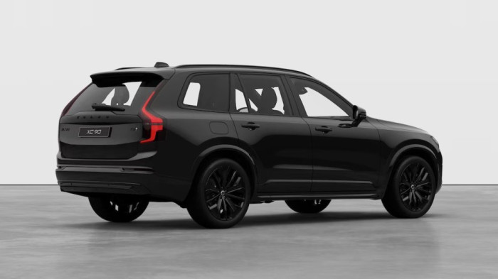 Volvo XC90 PLUS BLACK EDITION, T8 AWD, 228+107 kW / 310+145 HP na operativní leasing
