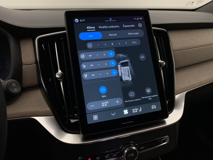 Volvo XC90 B5 AWD AUT DARK PLUS na operativní leasing